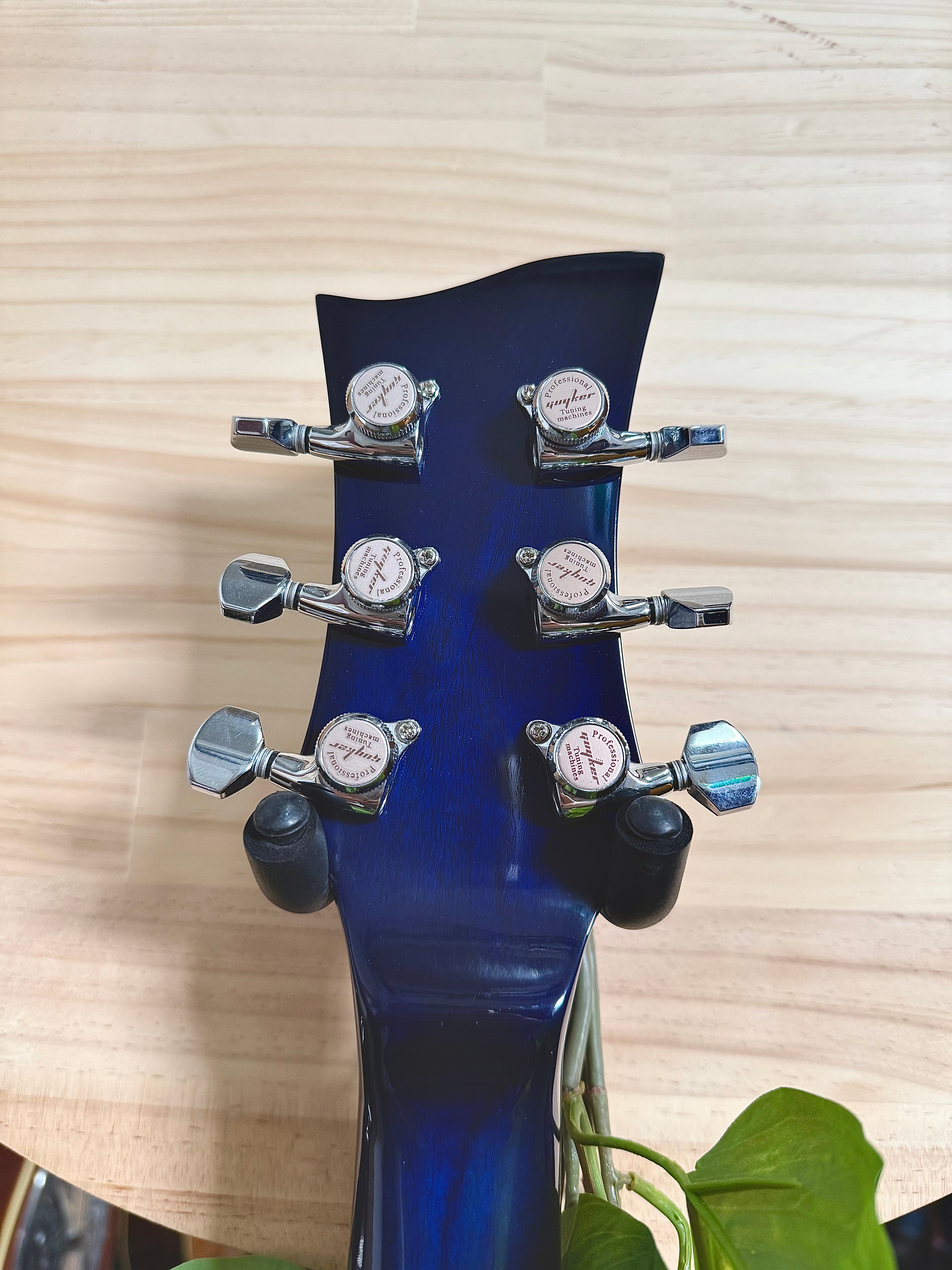 Grant | Double Cut | Blue Quilted Maple Top | Seymour Duncan Pickups | Made in Australia 🇦🇺 Grant | Double Cut | Blue Quilted Maple Top | Seymour Duncan Pickups | Made in Australia 🇦🇺